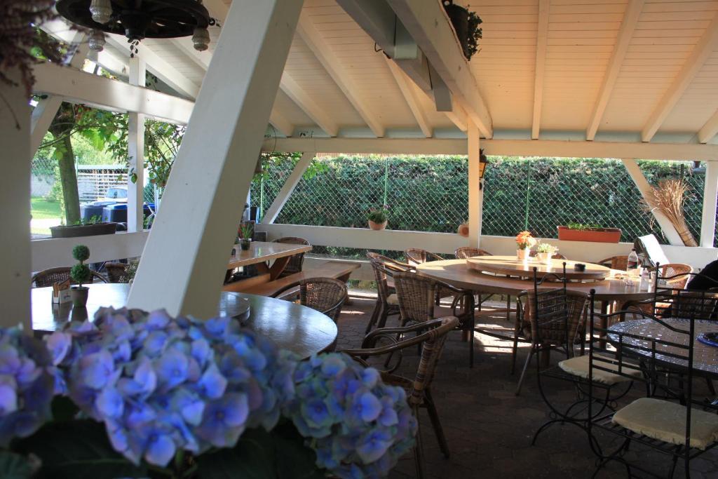 Hotel Krone Kappel エクステリア 写真